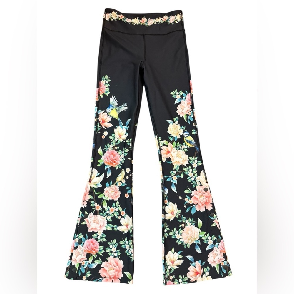 Johnny Was Black Floral Leggings - Picture 4 of 13